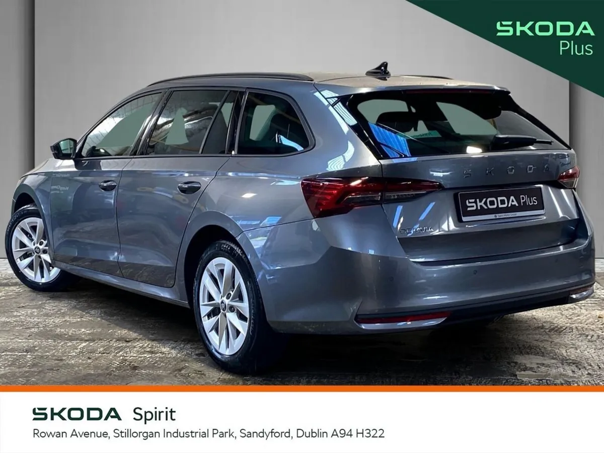 Skoda Octavia Estate, Diesel, 2026, Grey