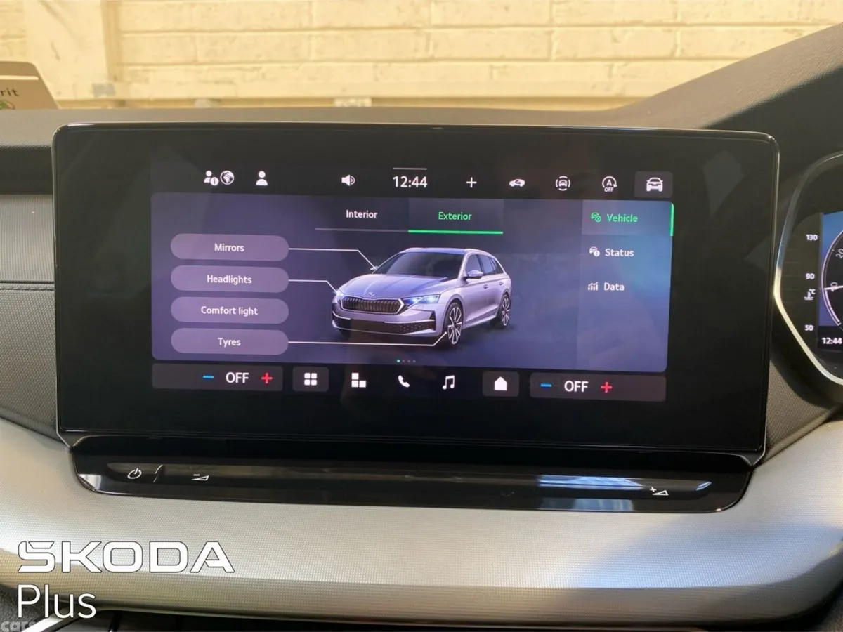 Skoda Octavia Estate, Diesel, 2026, Grey
