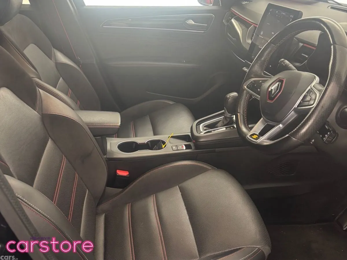 Renault Arkana Hatchback, Petrol, 2022, Black