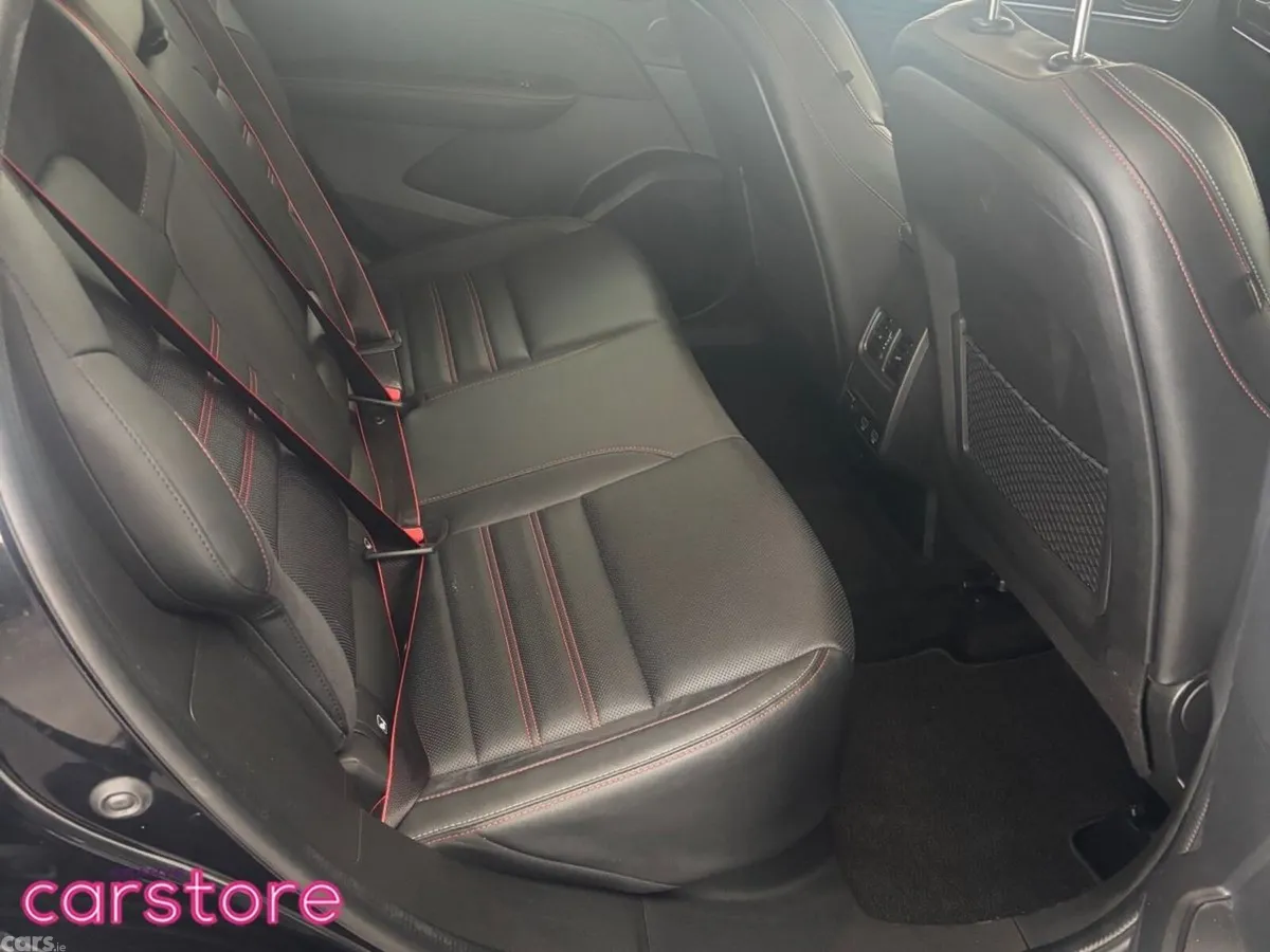 Renault Arkana Hatchback, Petrol, 2022, Black