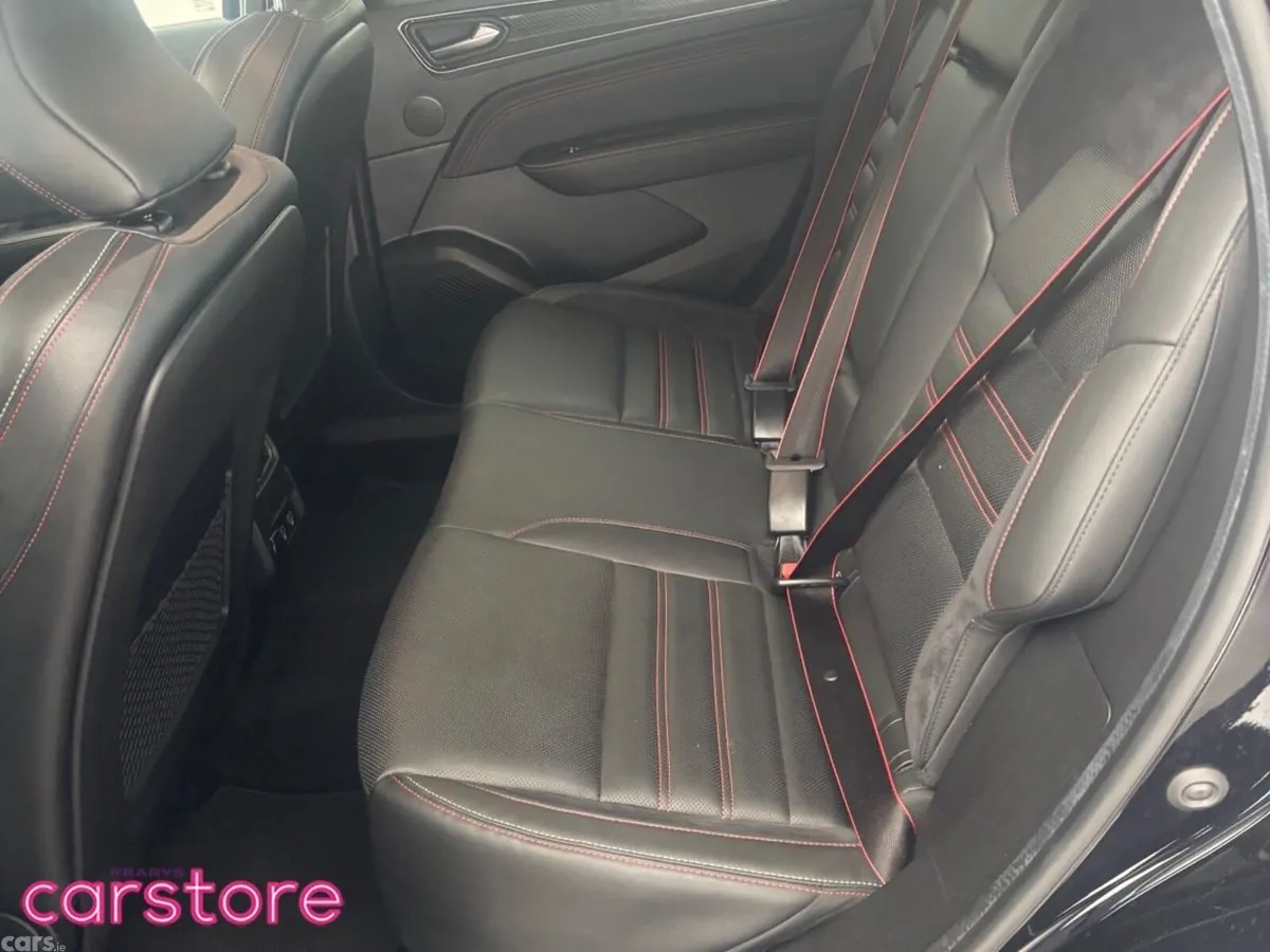 Renault Arkana Hatchback, Petrol, 2022, Black