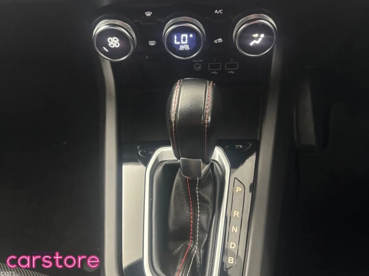 Renault Arkana Hatchback, Petrol, 2022, Black