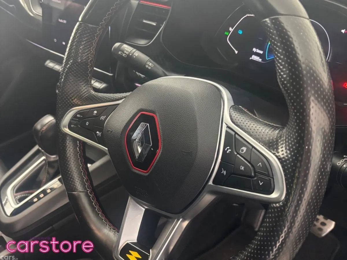 Renault Arkana Hatchback, Petrol, 2022, Black