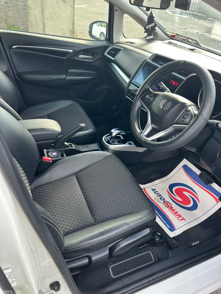 Honda Fit Hatchback, Petrol Hybrid, 2017, White