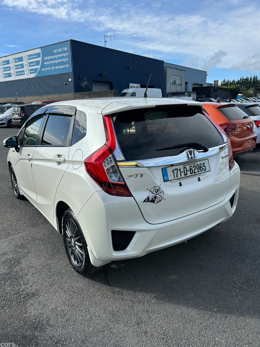 Honda Fit Hatchback, Petrol Hybrid, 2017, White