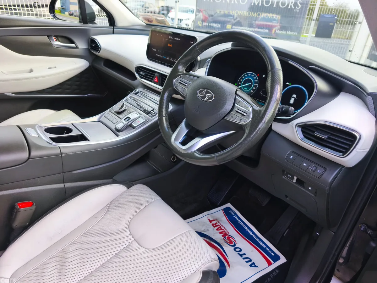 Hyundai Santa Fe SUV, Petrol Plug-in Hybrid, 2022, Black
