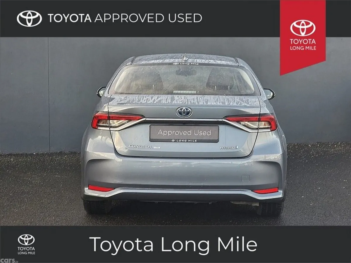Toyota Corolla Saloon, Petrol Hybrid, 2022, Grey