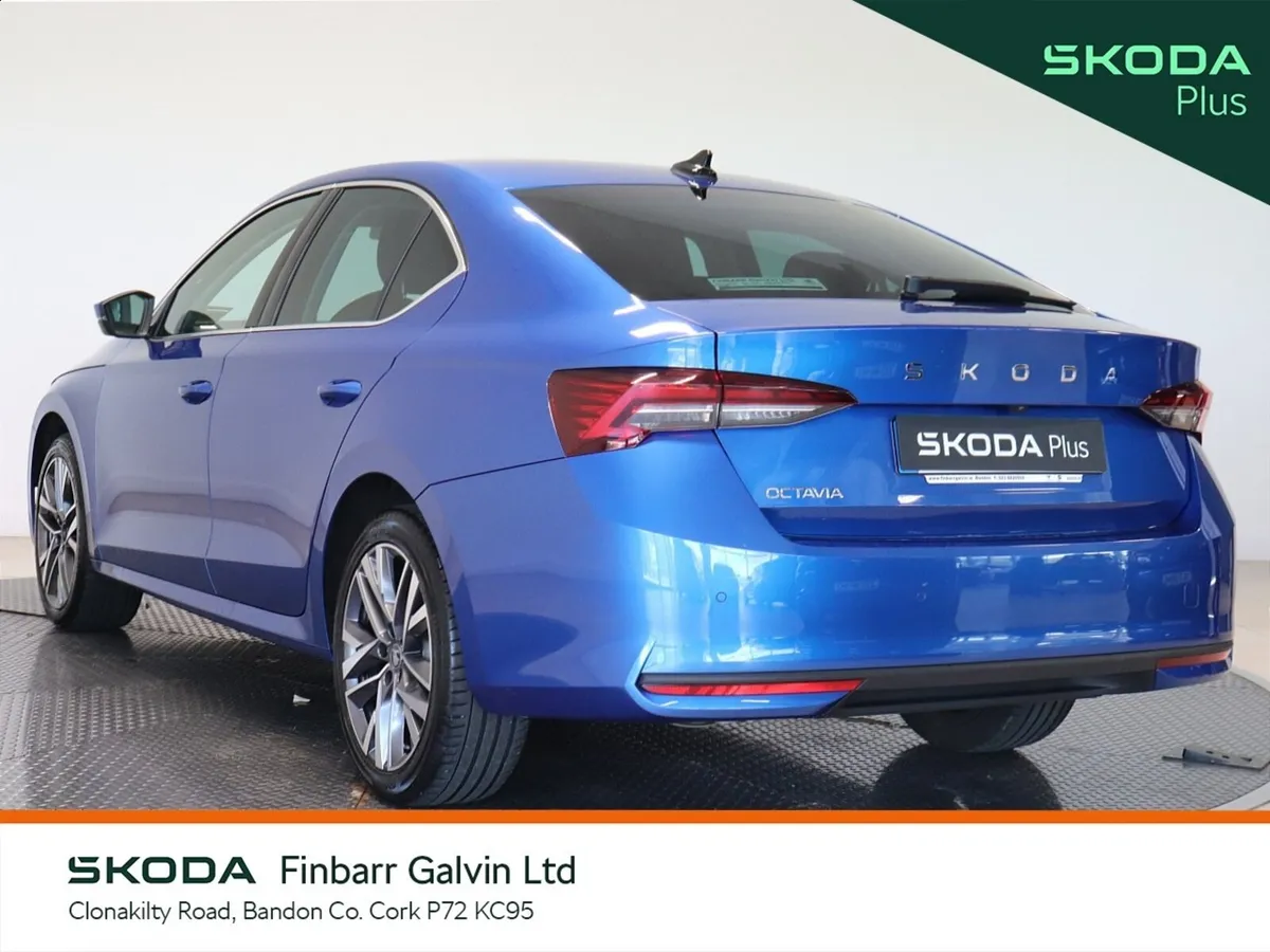 Skoda Octavia Saloon, Diesel, 2026, Blue