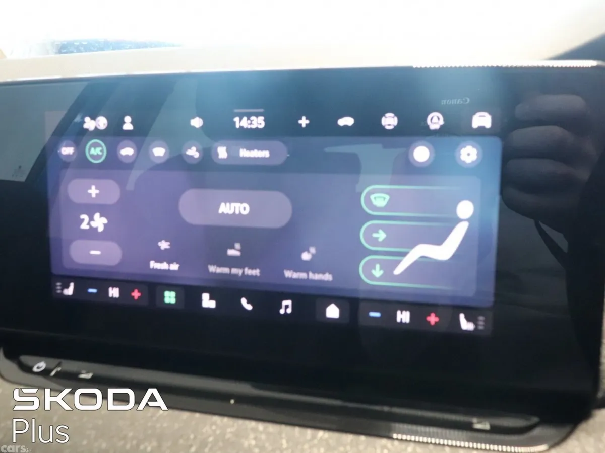 Skoda Octavia Saloon, Diesel, 2026, Blue