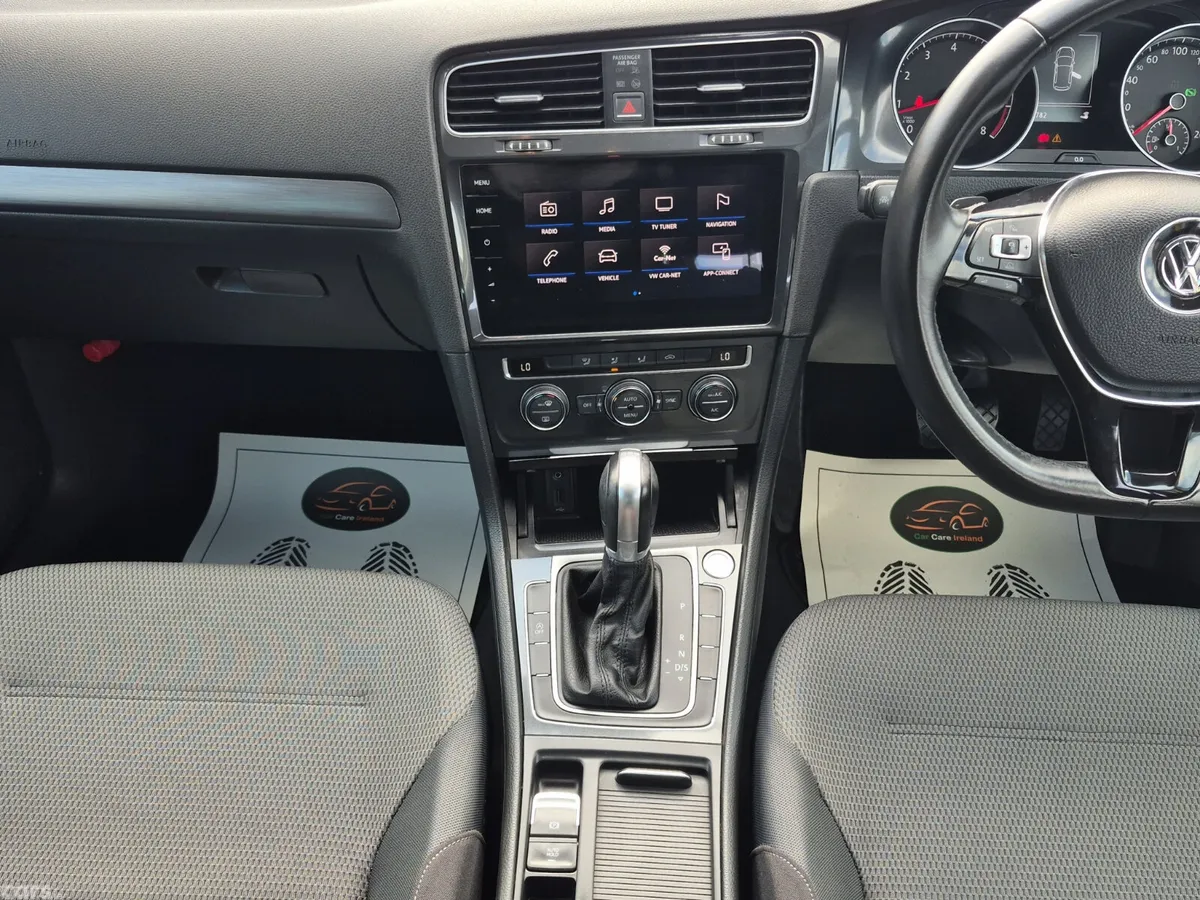 Volkswagen Golf Hatchback, Petrol, 2017, Gold