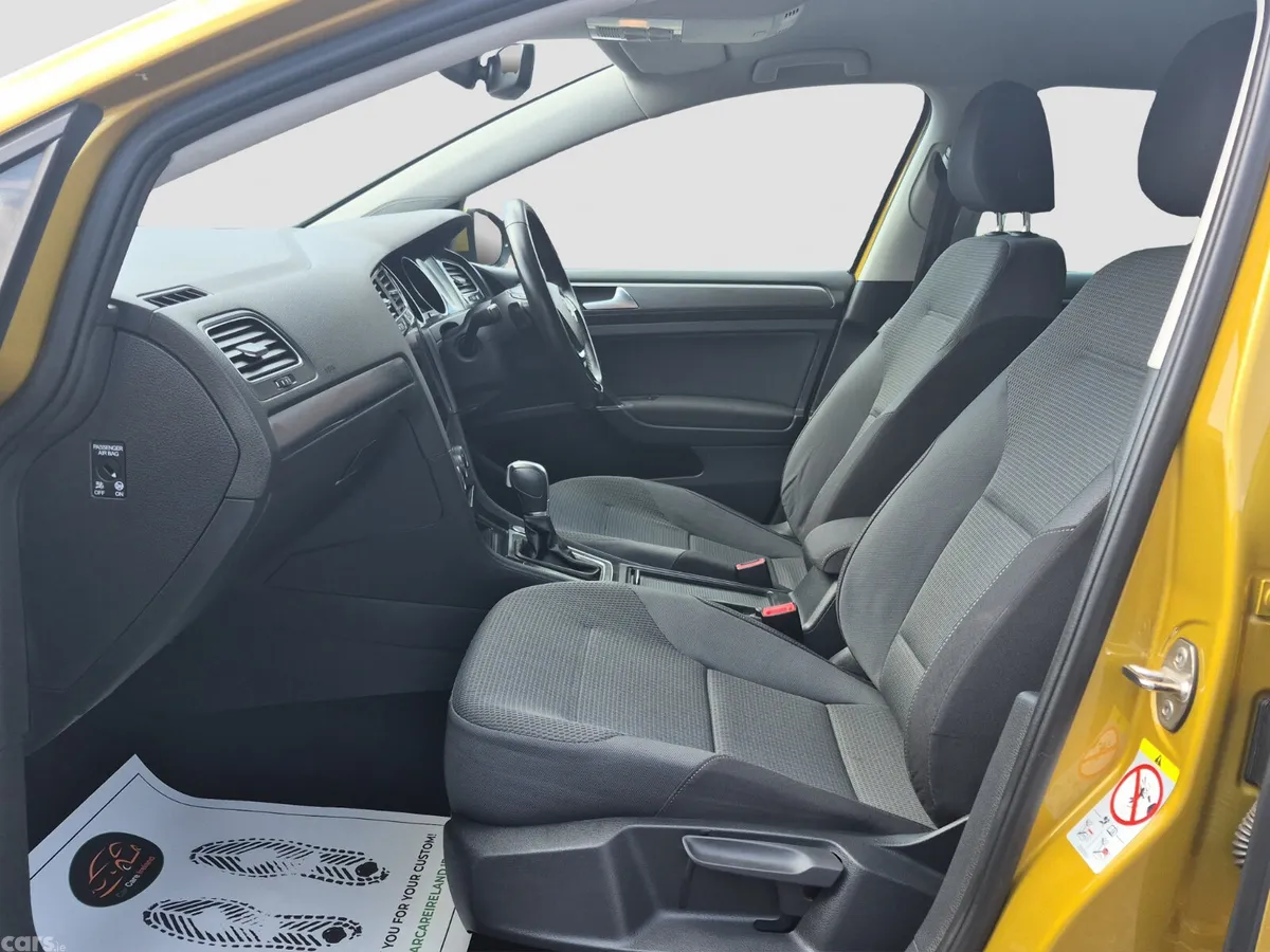 Volkswagen Golf Hatchback, Petrol, 2017, Gold