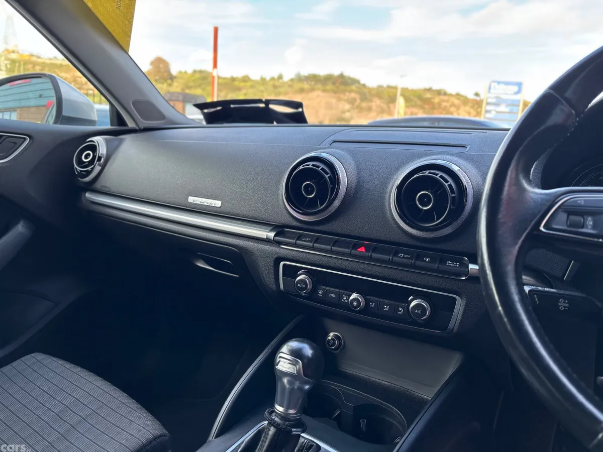 Audi A3 Hatchback, Petrol Plug-in Hybrid, 2017, Silver