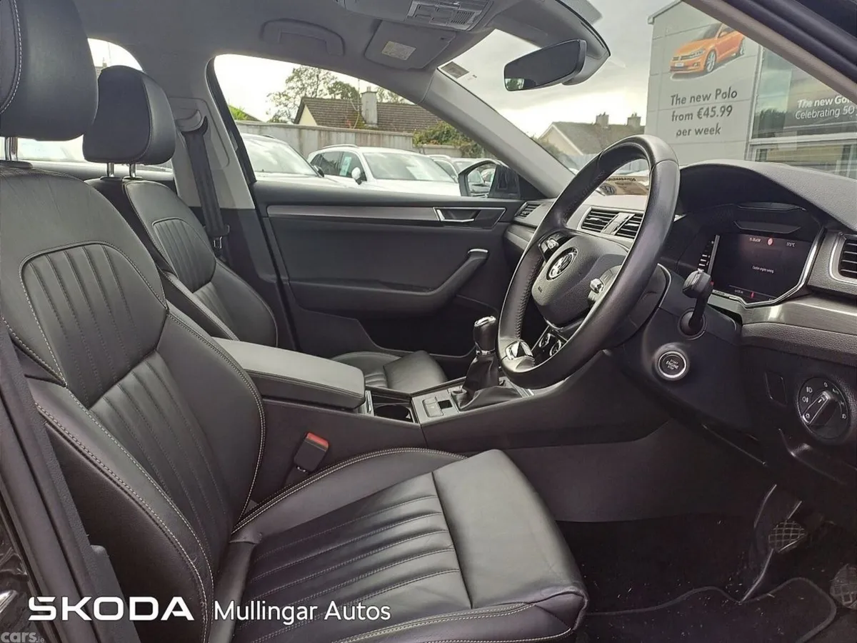 Skoda Superb Saloon, Petrol, 2022, Black