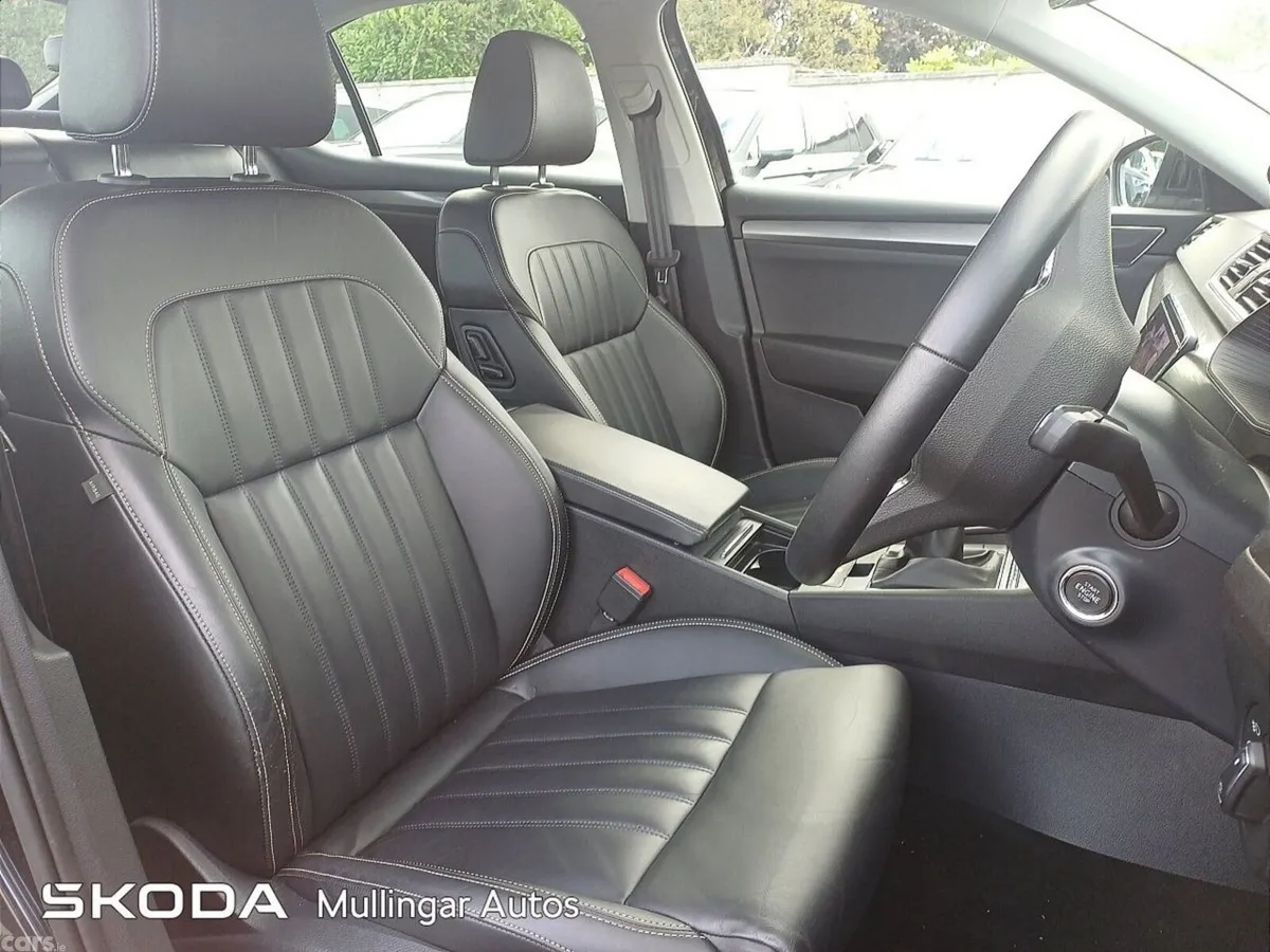 Skoda Superb Saloon, Petrol, 2022, Black