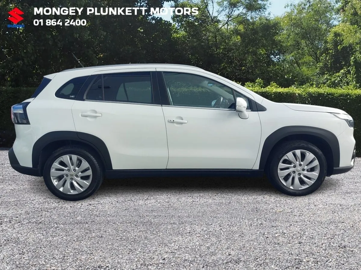 Suzuki SX4 S-Cross Hatchback, Petrol, 2022, White
