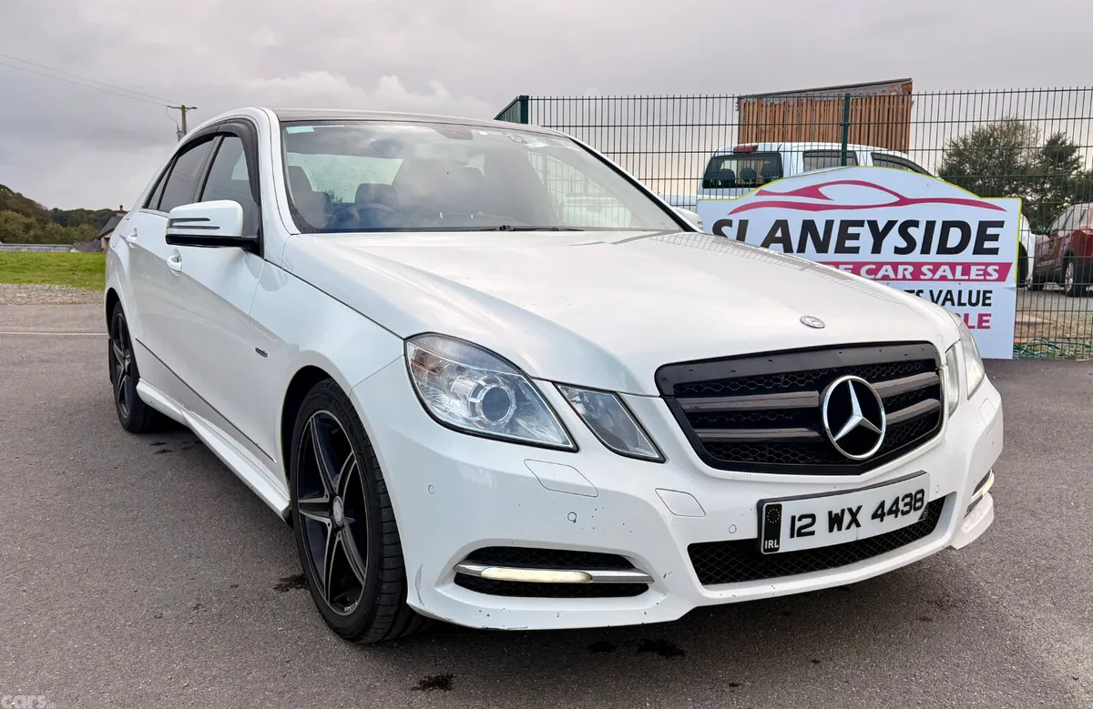 Mercedes-Benz E-Class Saloon, Diesel, 2012, White