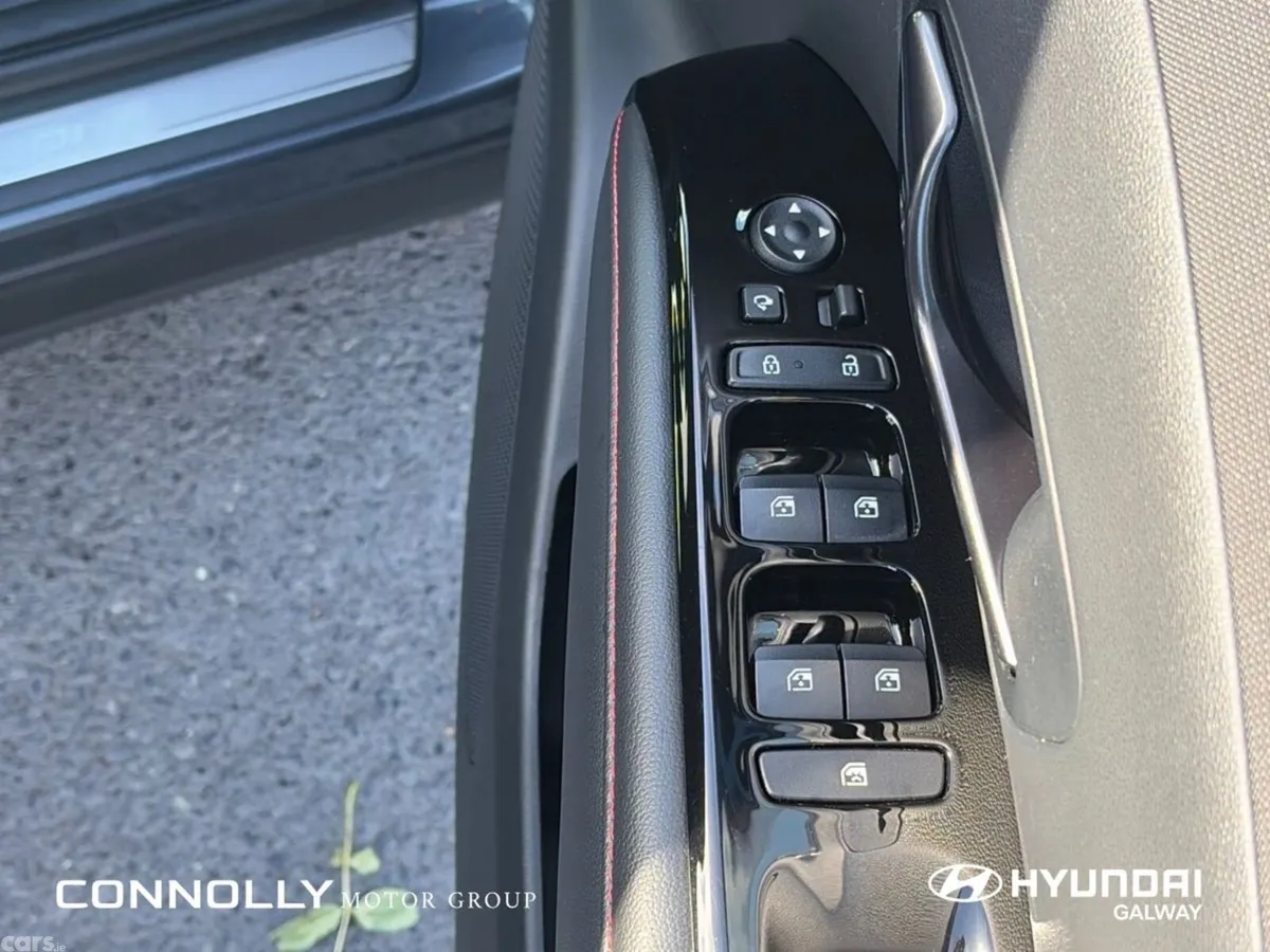 Hyundai Tucson SUV, Petrol Plug-in Hybrid, 2023, Grey