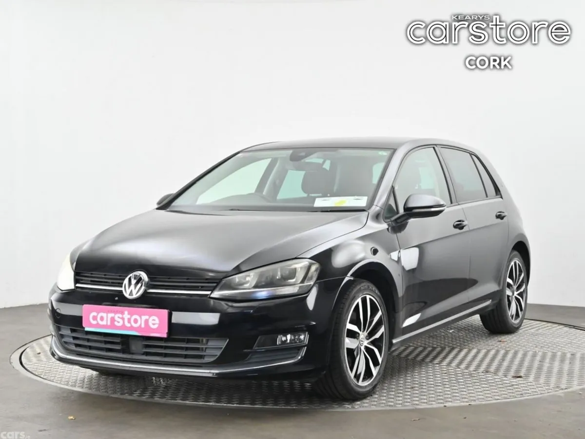 Volkswagen Golf Hatchback, Petrol, 2017, Black