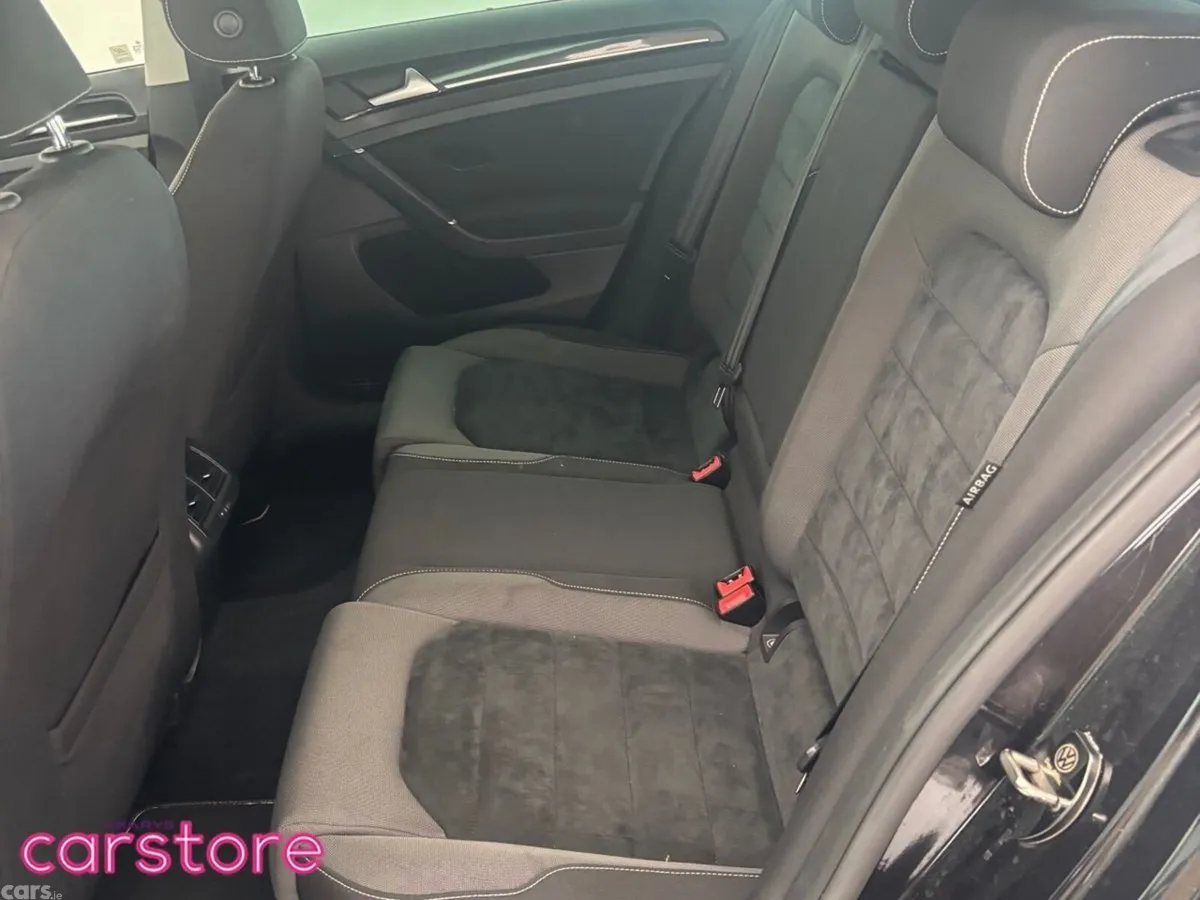 Volkswagen Golf Hatchback, Petrol, 2017, Black