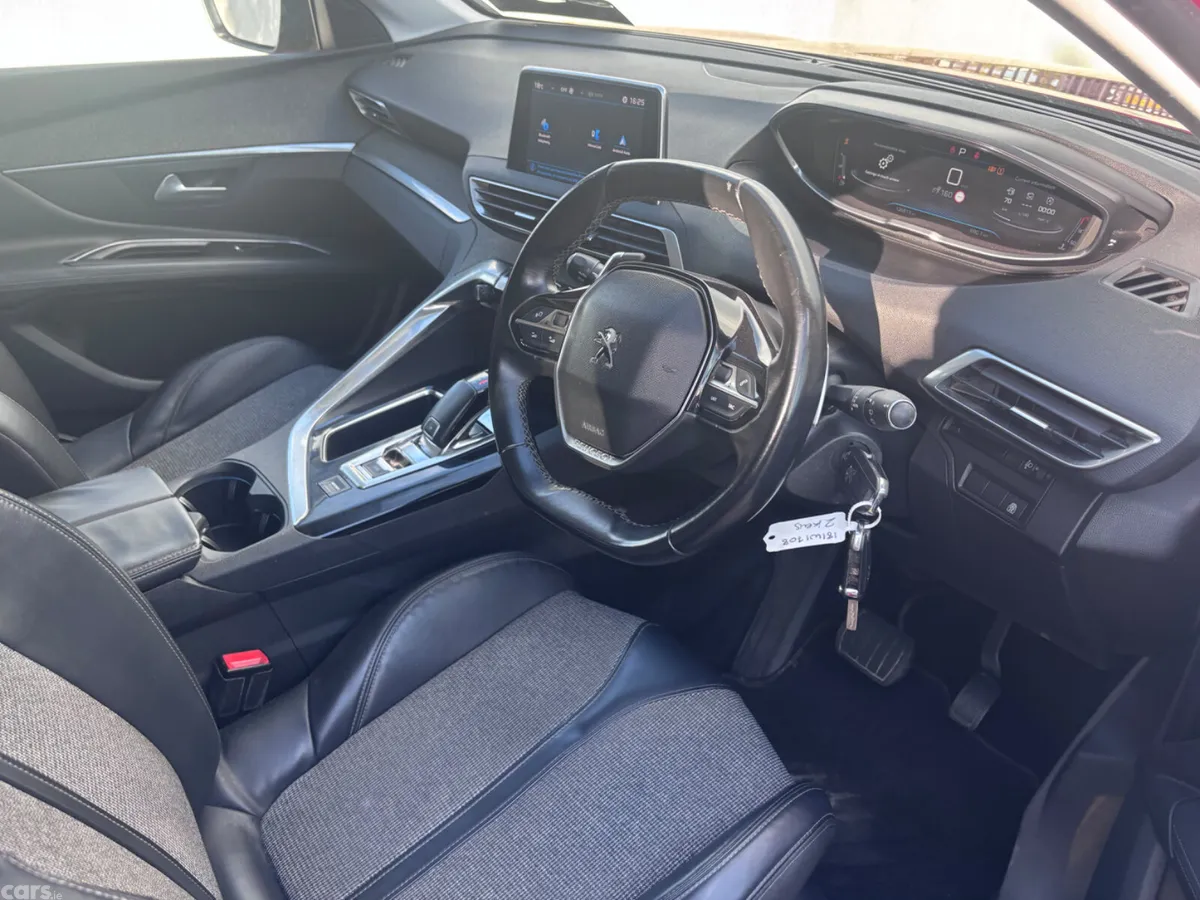 Peugeot 3008 SUV, Diesel, 2018, Red