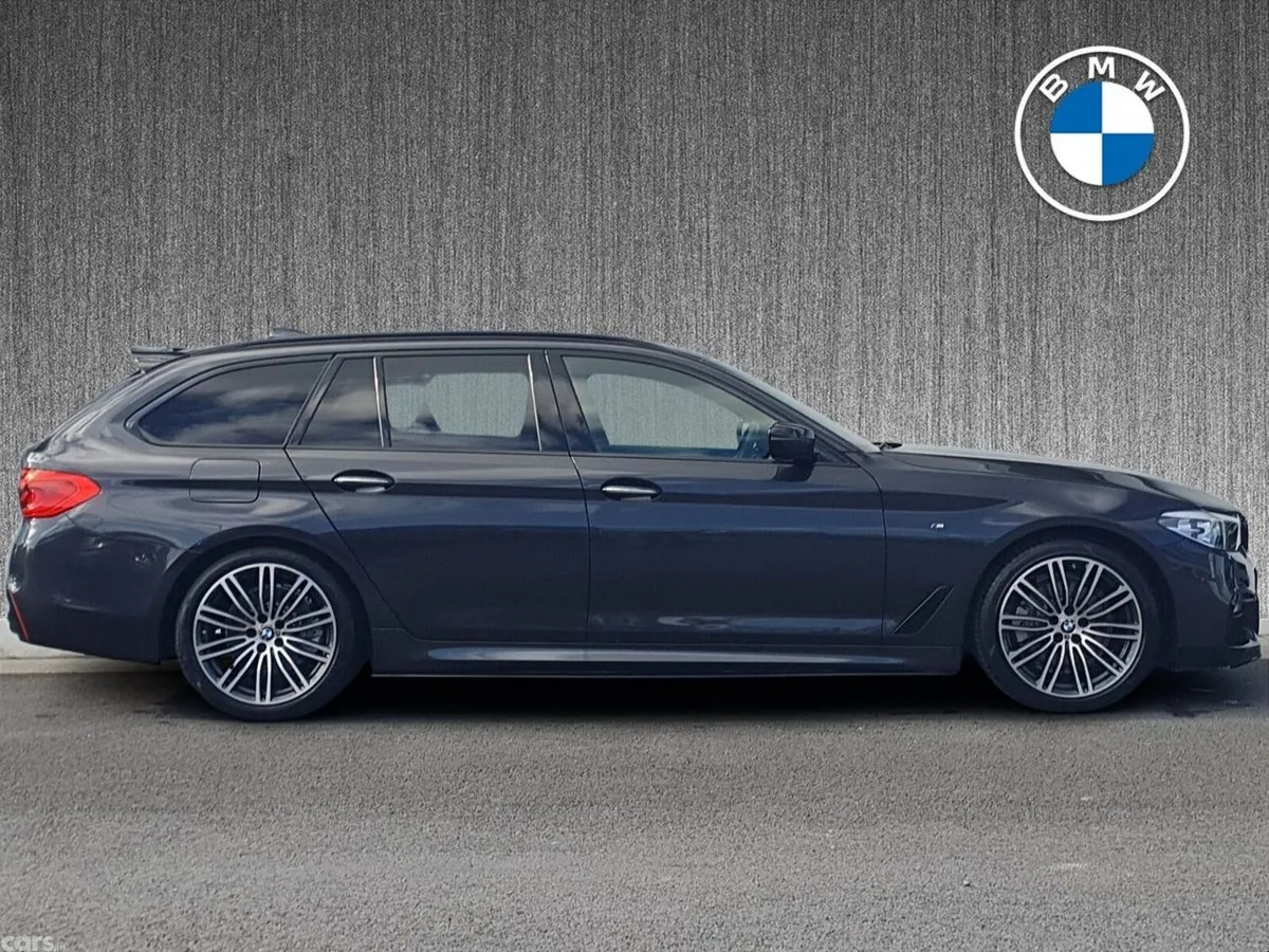 BMW 5-Series Estate, Diesel, 2018, Grey