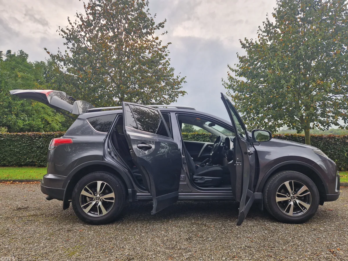 Toyota RAV4 SUV, Diesel, 2018, Grey