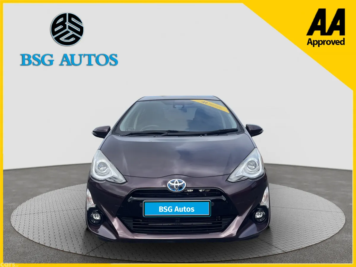 Toyota Aqua Hatchback, Petrol Hybrid, 2016, Red