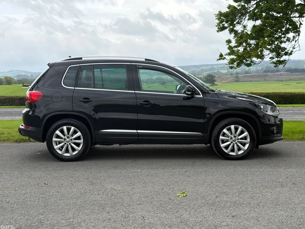Volkswagen Tiguan SUV, Diesel, 2015, Black