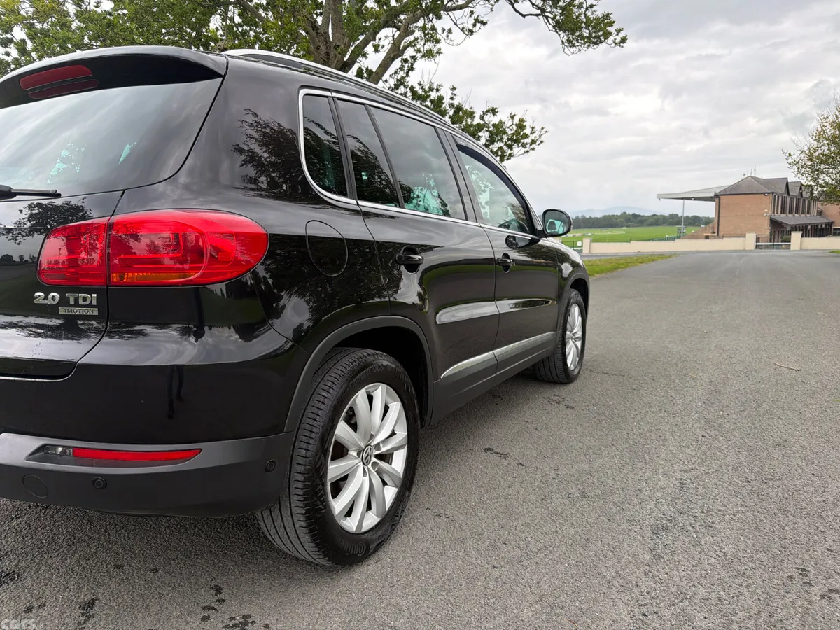Volkswagen Tiguan SUV, Diesel, 2015, Black