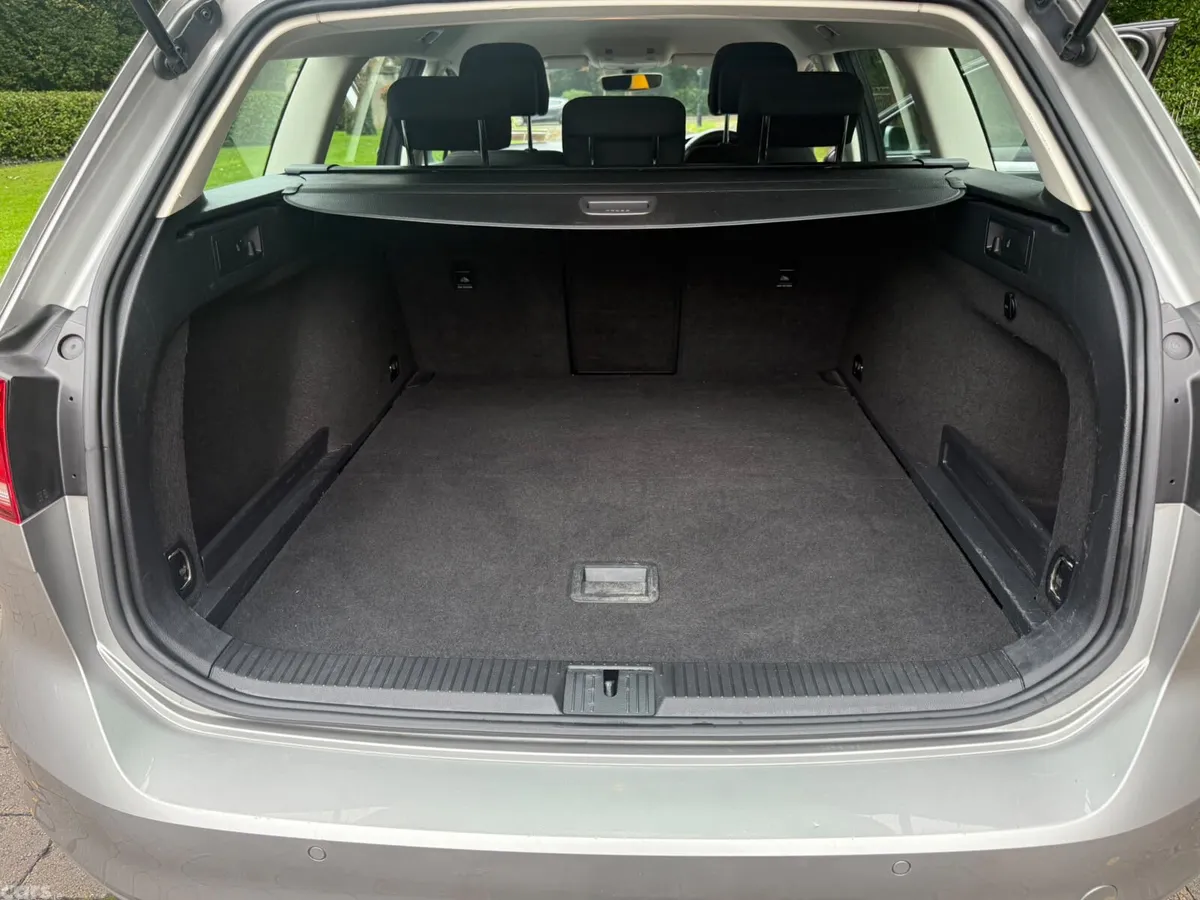 Volkswagen Passat Estate, Diesel, 2015, Silver