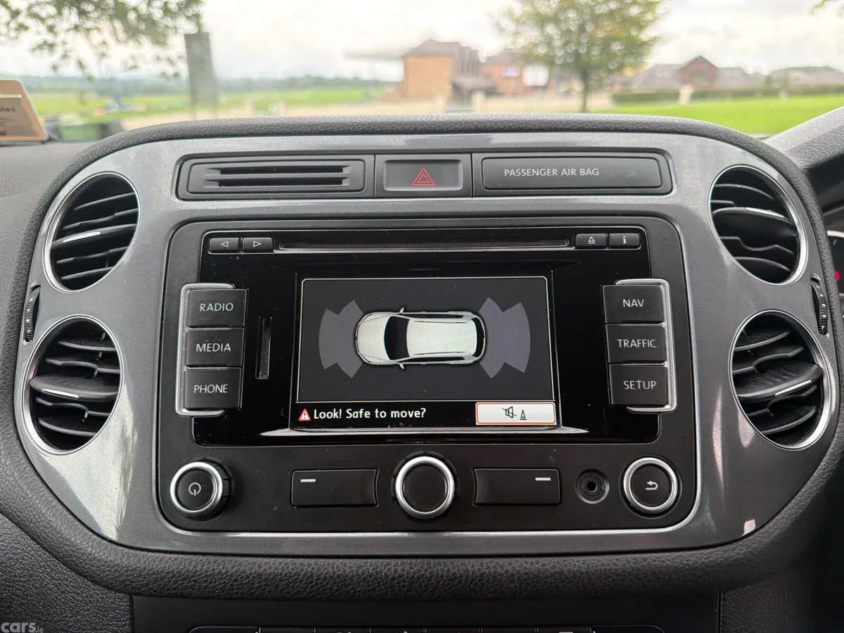 Volkswagen Tiguan SUV, Diesel, 2015, Black