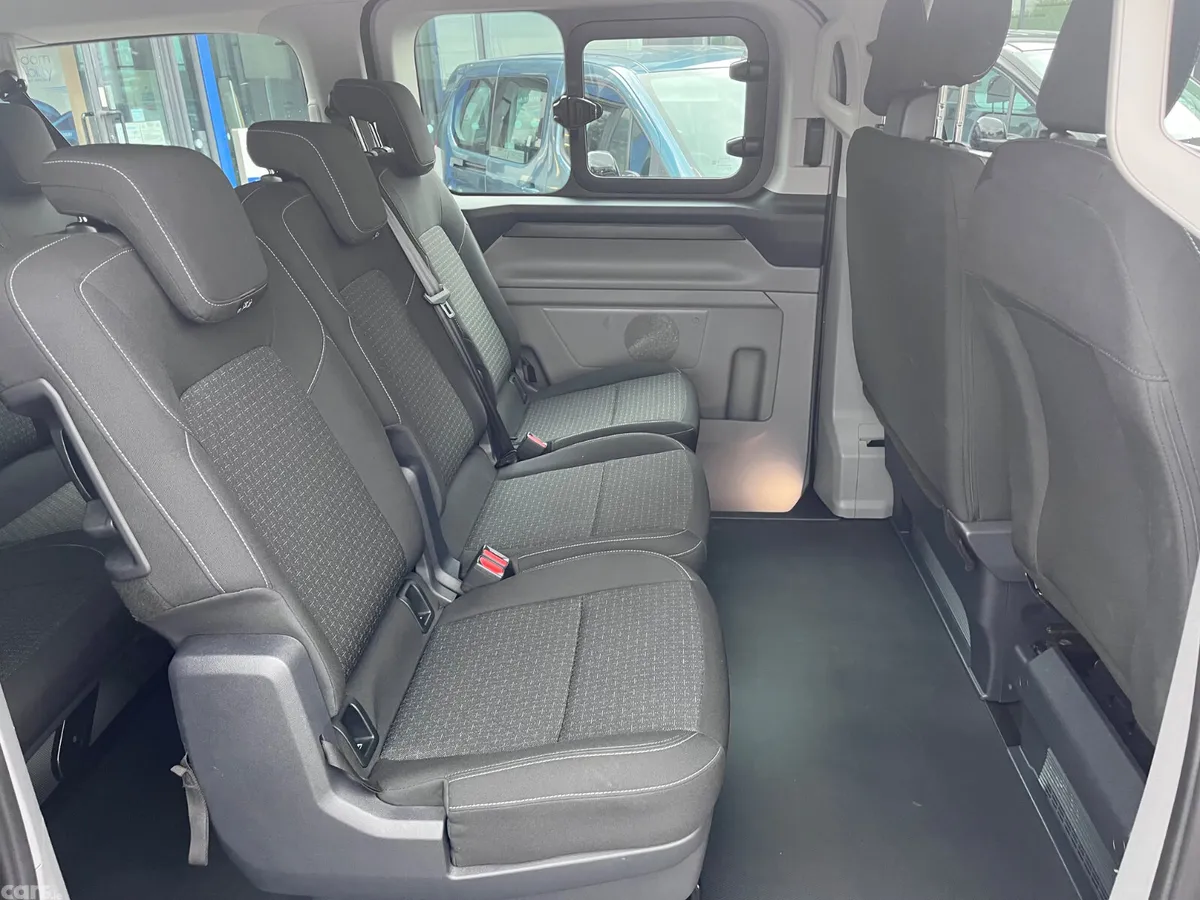 Ford Tourneo Custom MPV, Petrol Plug-in Hybrid, 2026, Grey