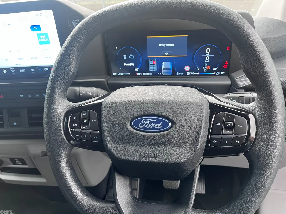 Ford Tourneo Custom MPV, Petrol Plug-in Hybrid, 2026, Grey