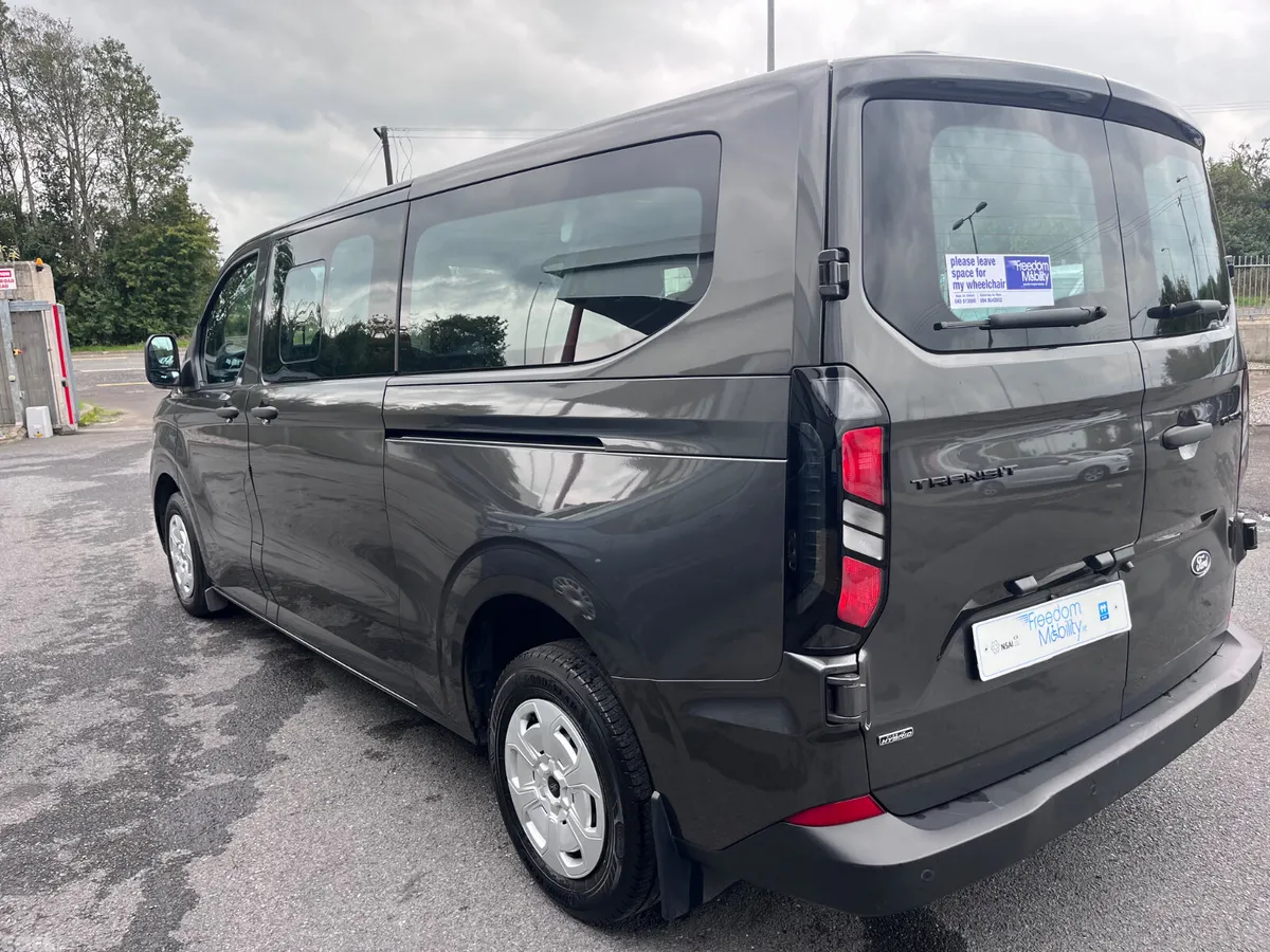 Ford Tourneo Custom MPV, Petrol Plug-in Hybrid, 2026, Grey