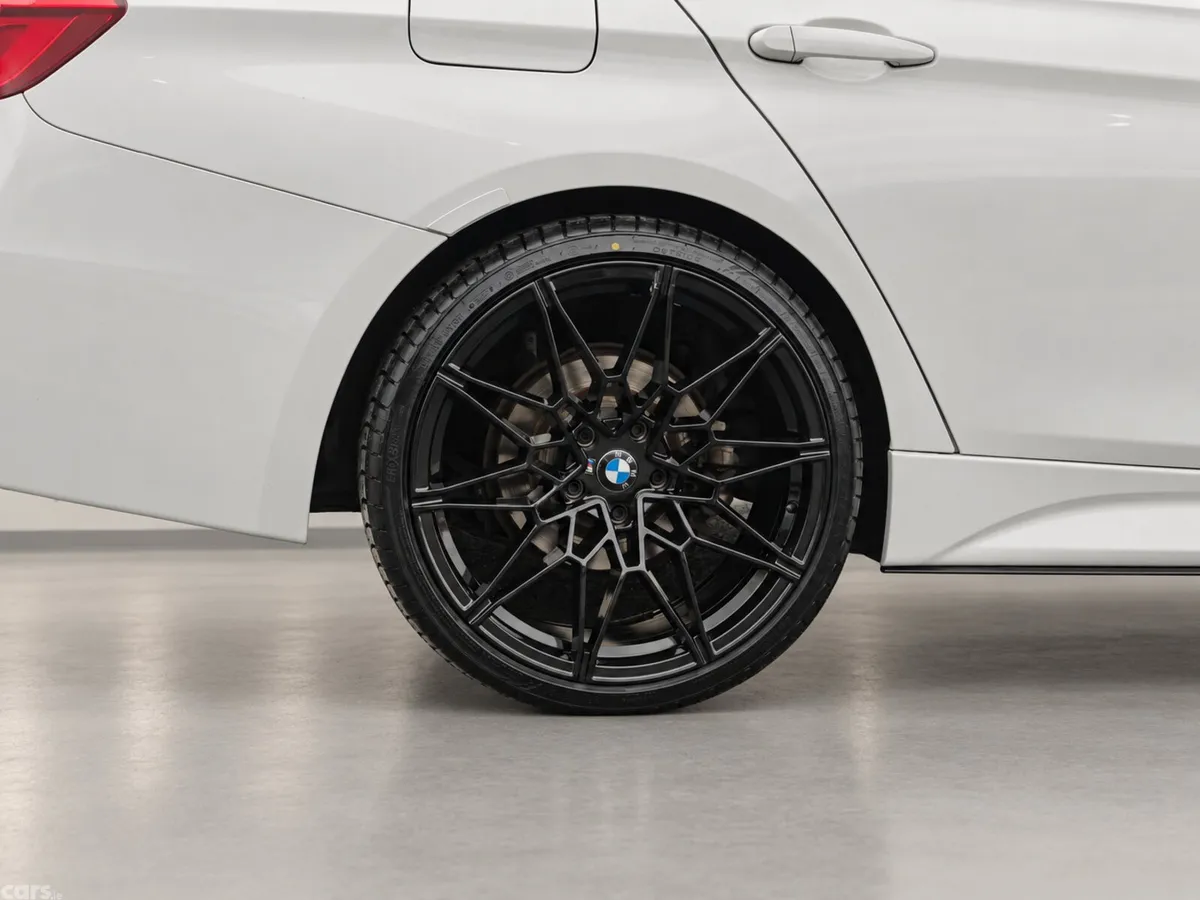 BMW 3-Series Saloon, Diesel, 2018, White