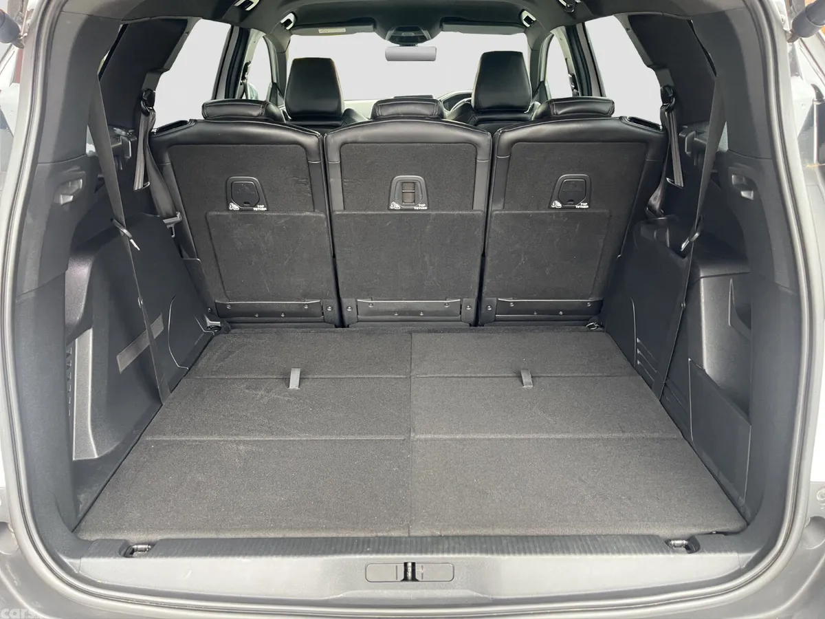 Peugeot 5008 SUV, Diesel, 2018, White