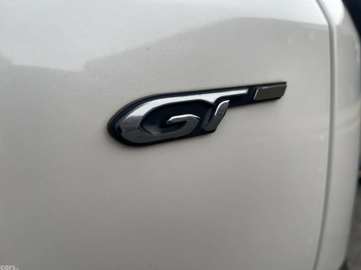 Peugeot 5008 SUV, Diesel, 2018, White