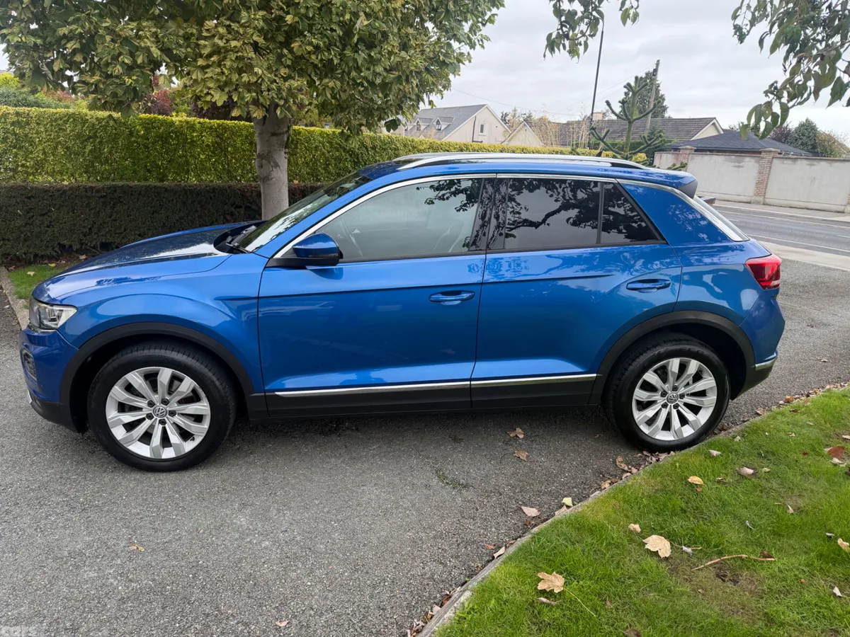 Volkswagen T-Roc SUV, Petrol, 2018, Blue