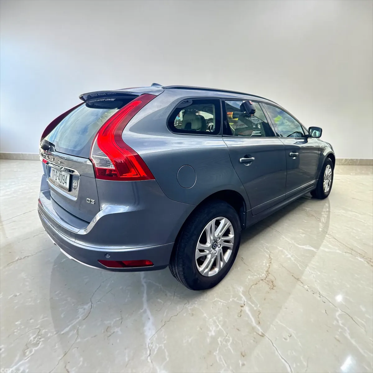 Volvo XC60 SUV, Diesel, 2017, Grey