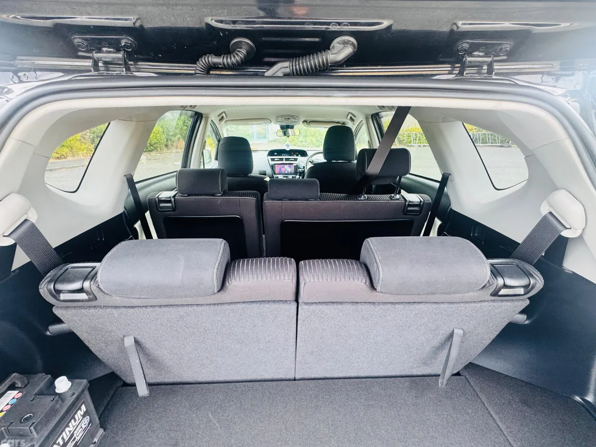 TOYOTA PRIUS ALPHA 7 SEATS EXCELLENT SPEC 70K KM, Dublin