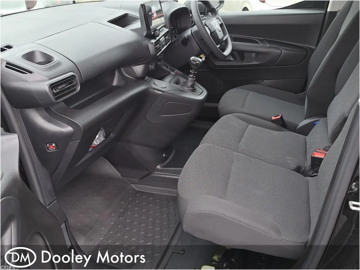 Citroen Berlingo MPV, Diesel, 2026, Black