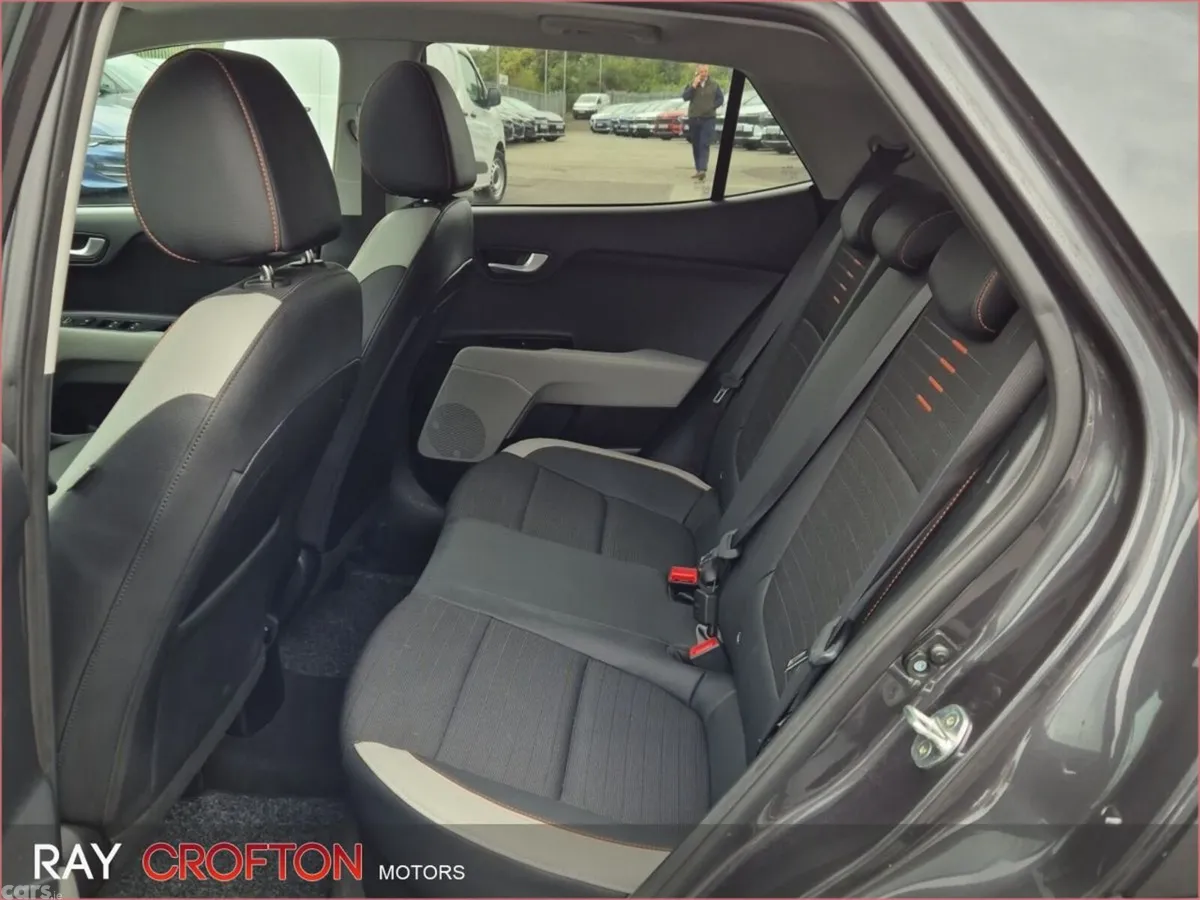 Kia Stonic Estate, Petrol, 2020, Grey