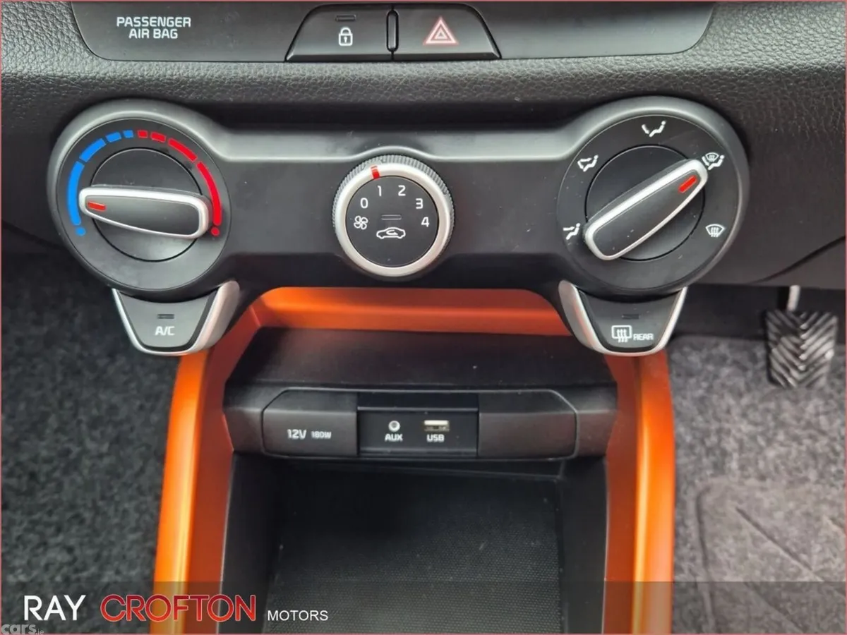 Kia Stonic Estate, Petrol, 2020, Grey