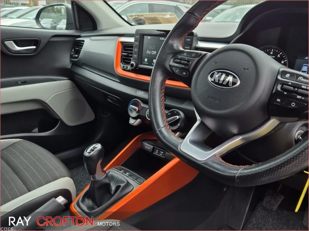 Kia Stonic Estate, Petrol, 2020, Grey