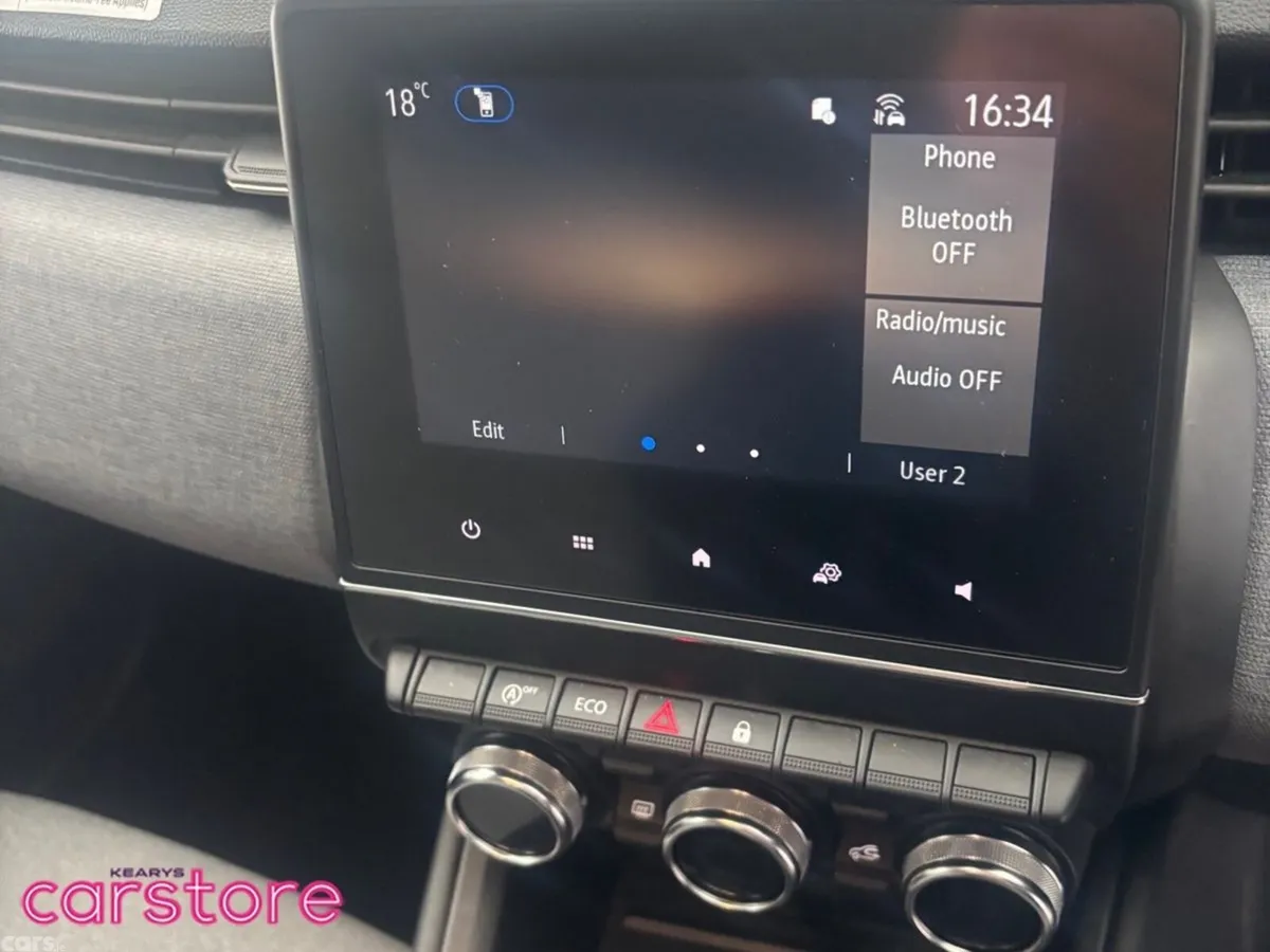 Renault Clio Hatchback, Petrol, 2024, White