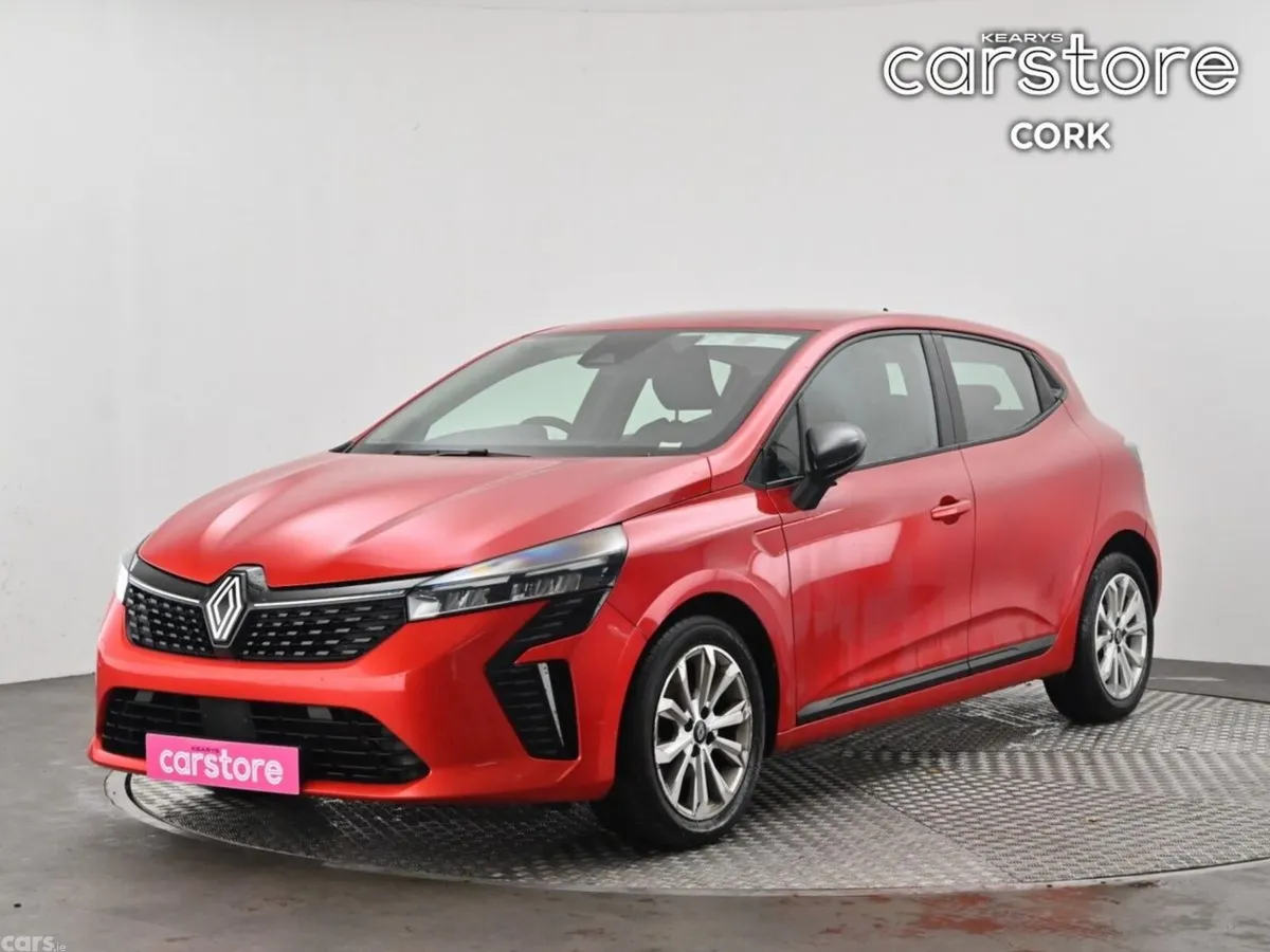 Renault Clio Hatchback, Petrol, 2024, Red