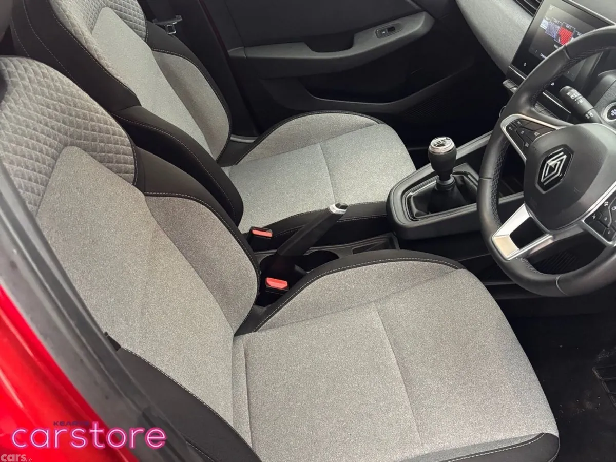 Renault Clio Hatchback, Petrol, 2024, Red