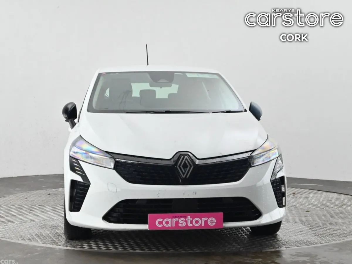 Renault Clio Hatchback, Petrol, 2024, White