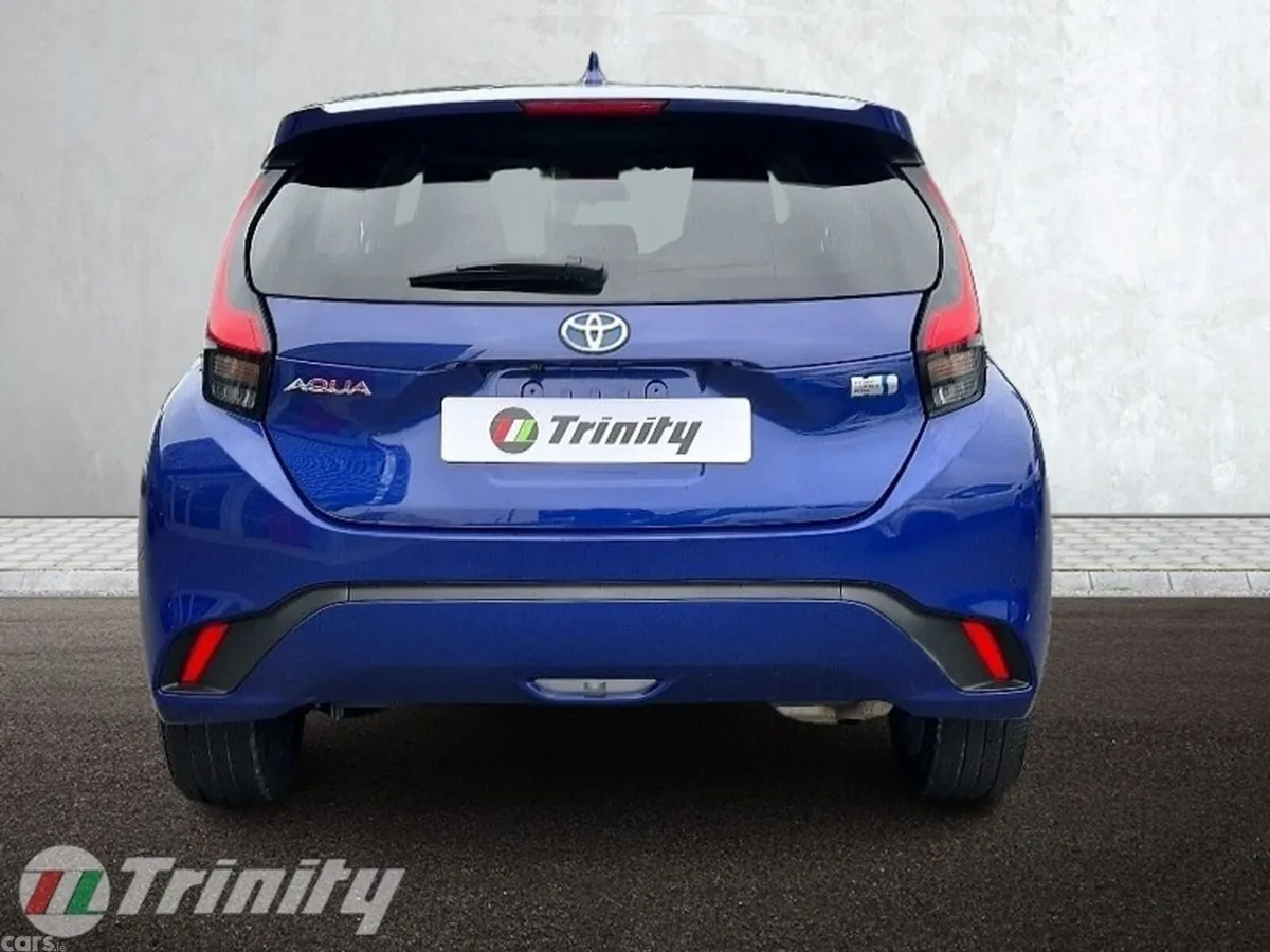 Toyota Aqua Hatchback, Petrol Hybrid, 2022, Blue
