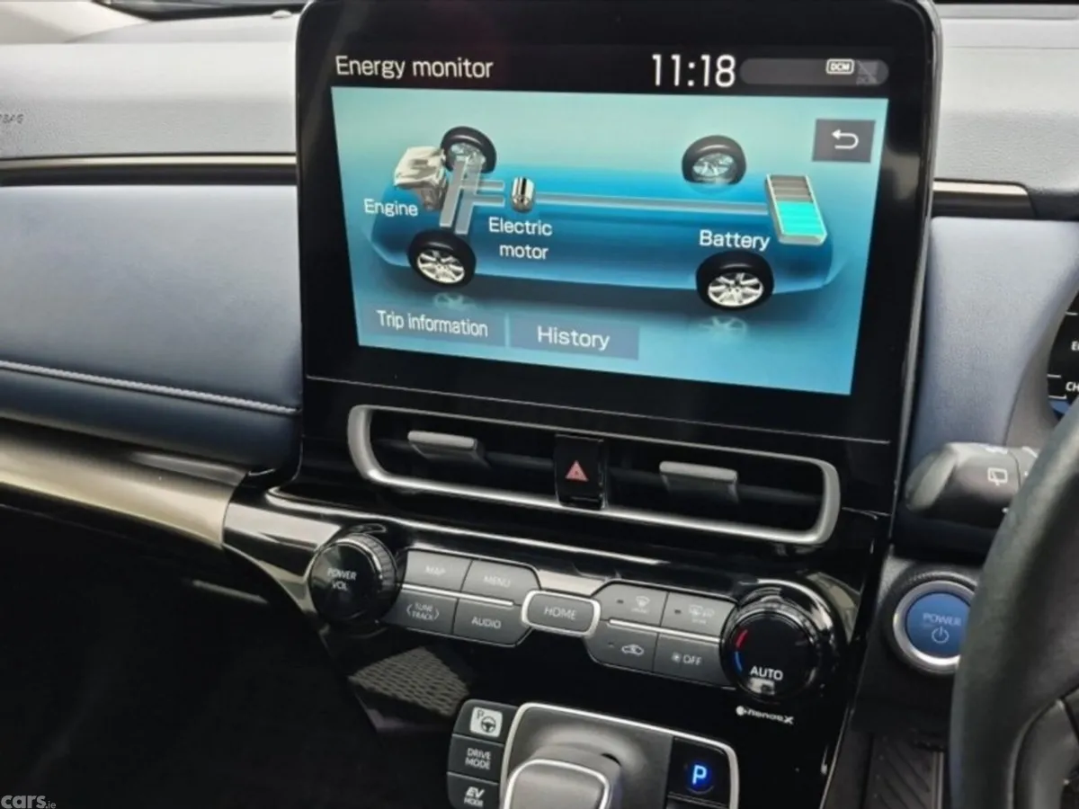 Toyota Aqua Hatchback, Petrol Hybrid, 2022, Blue